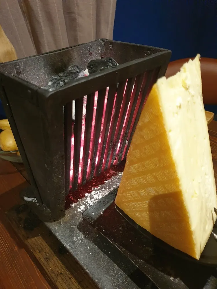 Raclette À la Braise